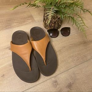 NWOT! FitFlop Leather sandal shock absorbing sole